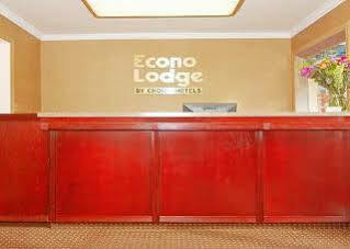Econo Center Lodge